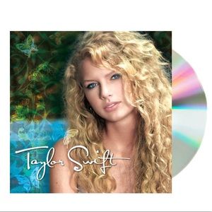 “Taylor Swift” Album CD